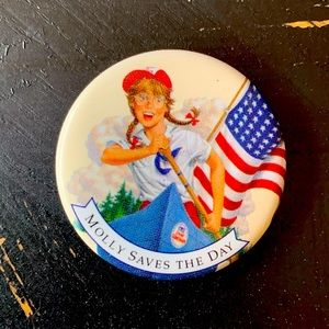 Molly Saves The Day Pin 🇺🇸